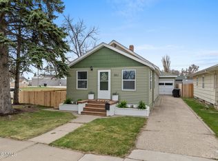 801 3rd Ave W, Williston, ND 58801