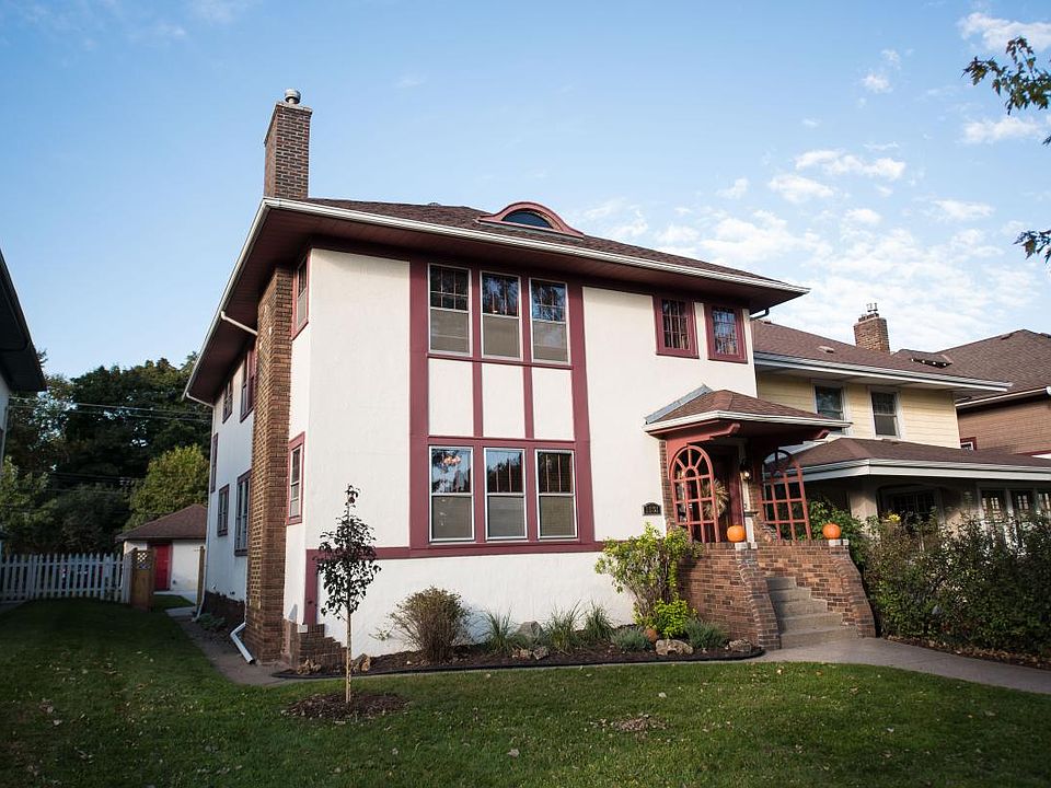 1131 Goodrich Ave