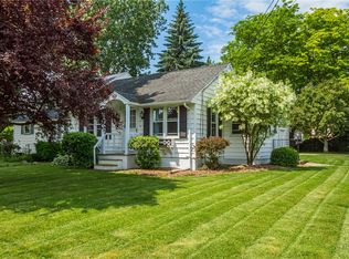 19 Rahway Rd, Rochester, NY 14606