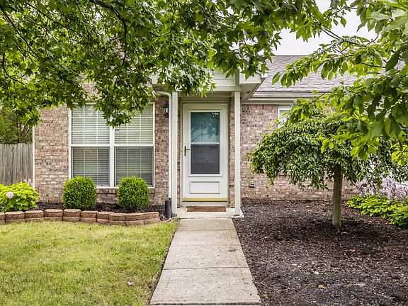 4th image of 10533 Sedgegrass Dr
