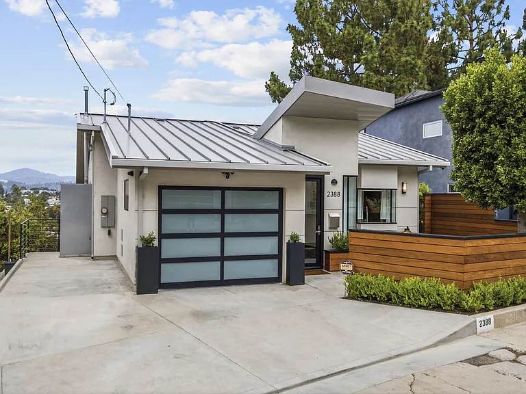2388 Lyric Ave — Photo 46