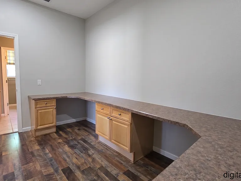 5265 N Elk River Rd — Photo 33