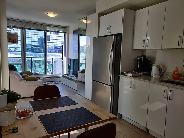450 8th Ave SE #1001 — Photo 30