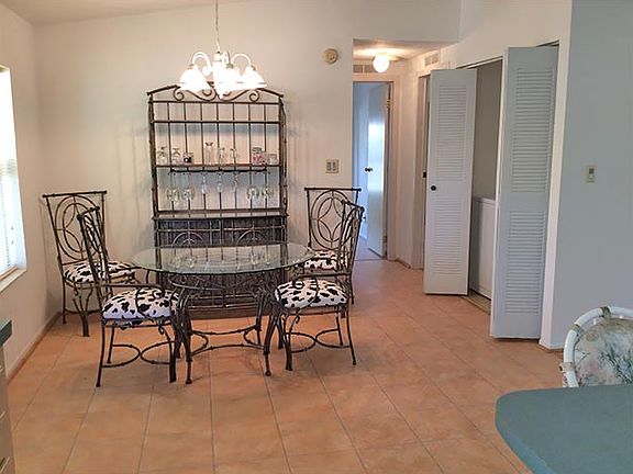 4th image of 6052 Tierra Entrada