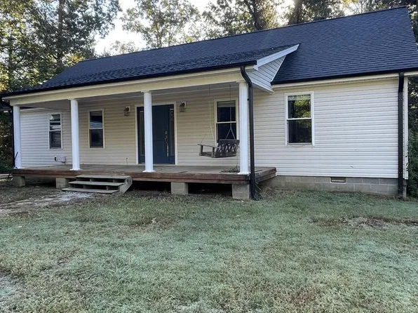 3200 James Walker Rd, Camden, TN 38320