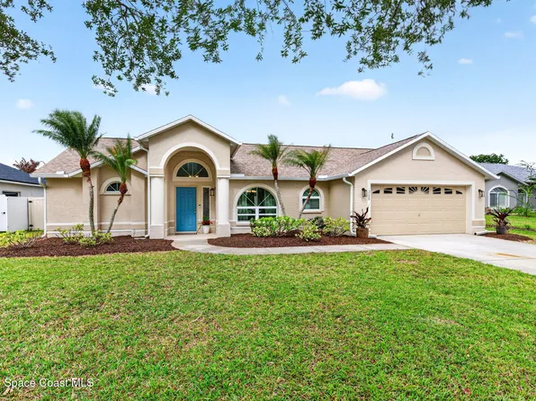 1386 York Cir, Melbourne, FL 32904