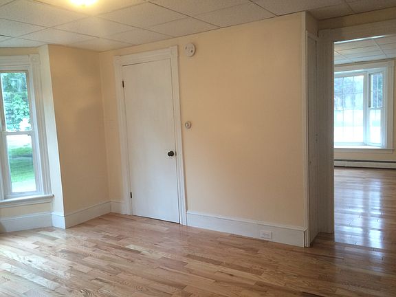 3rd image of 662 Us Route 1 APT 1