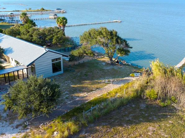 6031 Loop 1781, Rockport, TX 78382