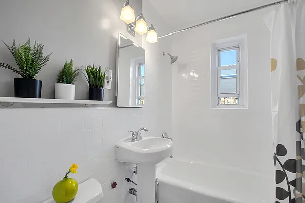 Sold by Corcoran | media 14