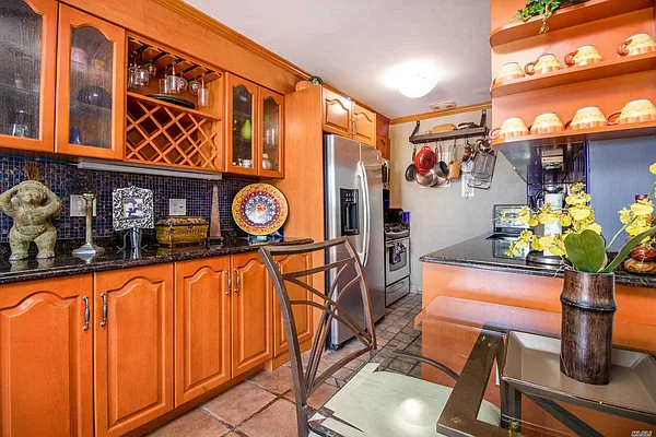 Sold by Prime Realty | media 5