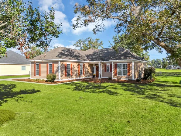 165 Huntingdon Dr, Leesburg, GA 31763