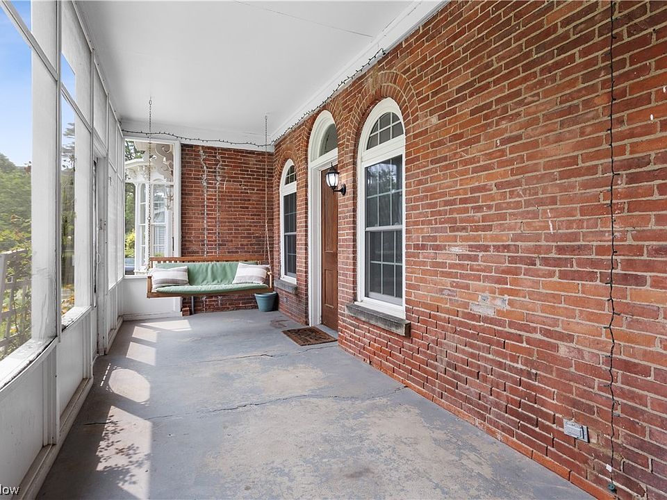 288 S Professor St, Oberlin, OH 44074 Zillow