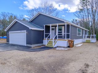 16 Pine Haven St, Saco, ME 04072