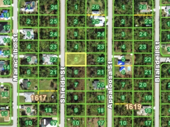 1398 Shields St, Punta Gorda, FL 33980