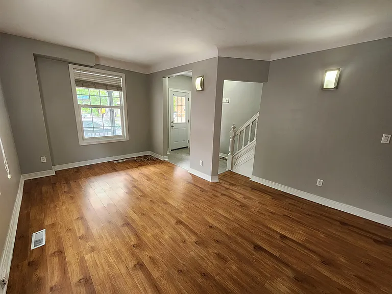 419 Bronson Ave #1 — Photo 6