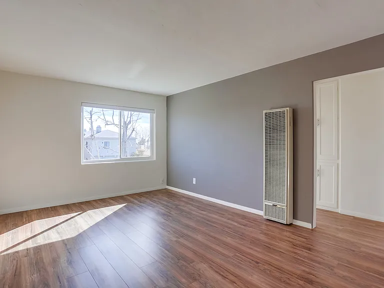 1074 Turquoise St — Photo 10