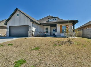 10820 NW 27th St, Yukon, OK 73099