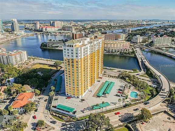 3rd image of 345 Bayshore Blvd #Penthouse P6