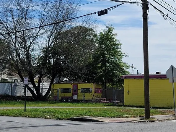 174 Gansett Ave, Cranston, RI 02910