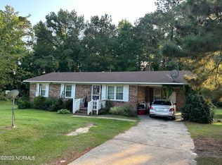 1620 Hallsboro Rd, Clarkton, NC 28433