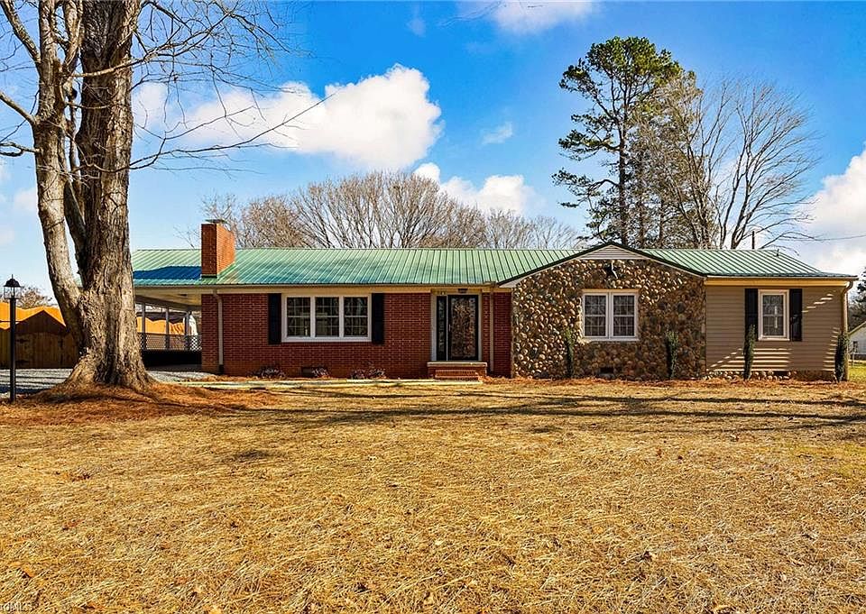 1st image of 123 Sharon Dr