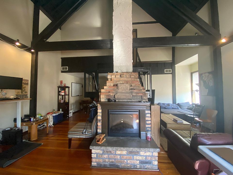 1st image of 3153 N Broadway St #1