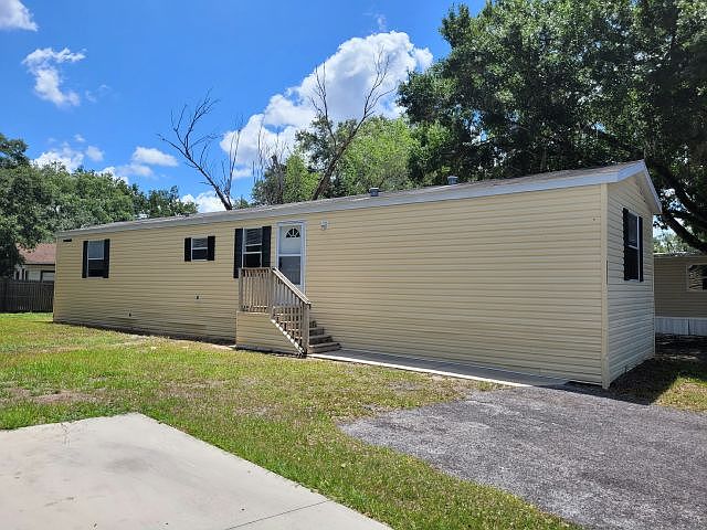 1st image of 4723 New Village Dr #529