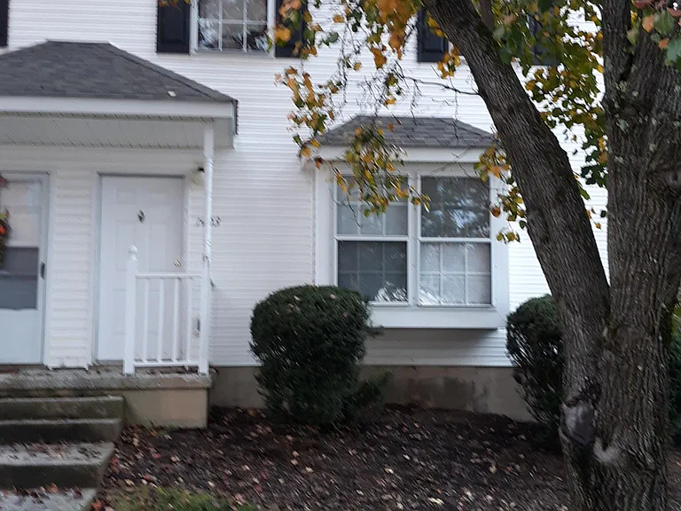 1403 Christine Ct — Photo 3