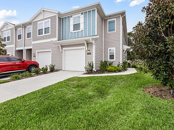 3rd image of 2591 Sandy Dune Dr