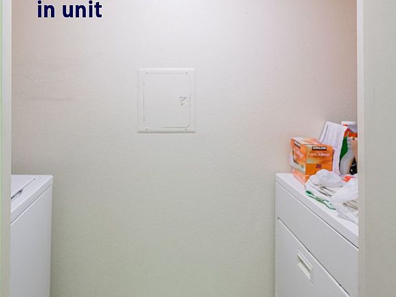 5th image of 3520 Maricopa St Unit 13