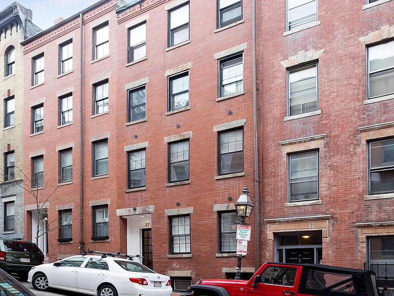 37 Grove St #1 — Photo 20