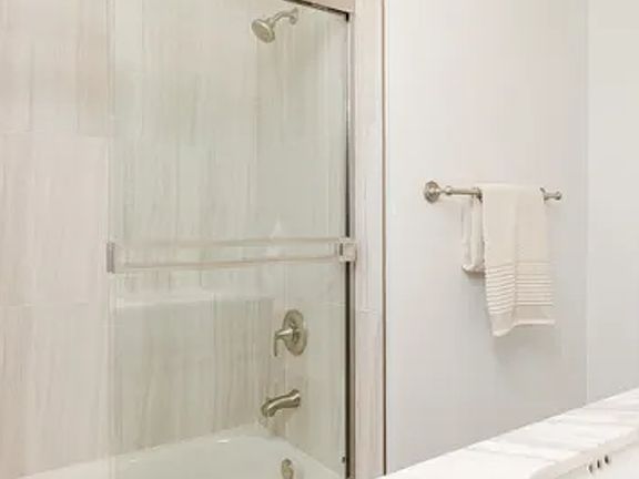 3rd image of 1017-1031 E Pennsylvania Ave #1019