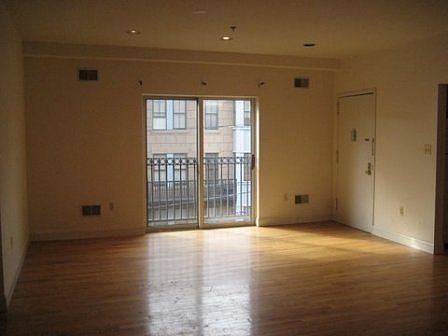 Open floor for Living room & Dinning Room