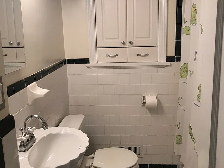 8407 Copley Dr — Photo 15