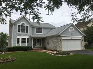 1590 Farmhill Dr, Algonquin, IL 60102