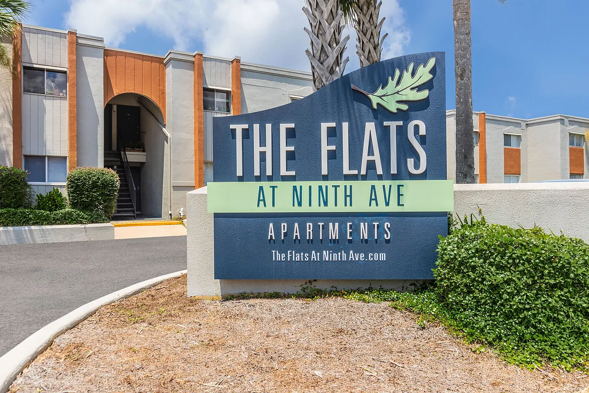 Building Photo - The Flats at Ninth Ave