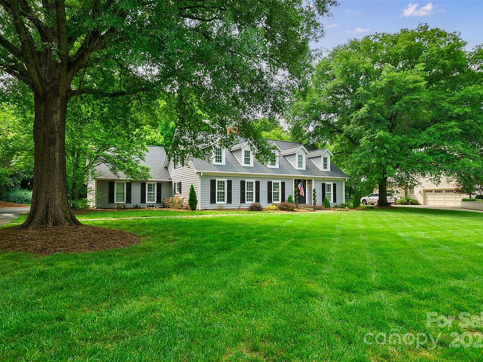 1st image of 3924 Huntcliff Dr