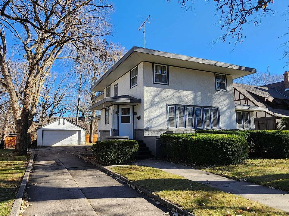 1st image of 36 Oak Dr