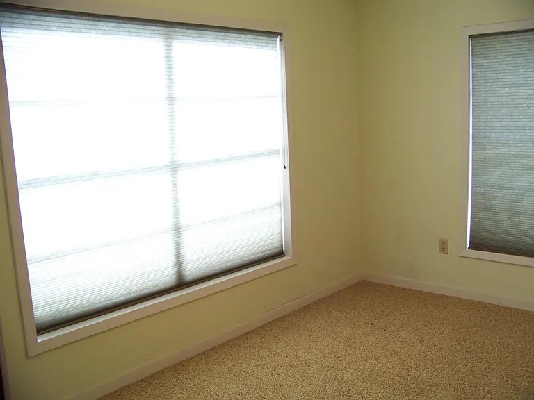 801 Wood Springs Rd — Photo 8