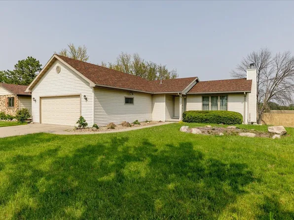 3530 Jewel Dr, Ames, IA 50010