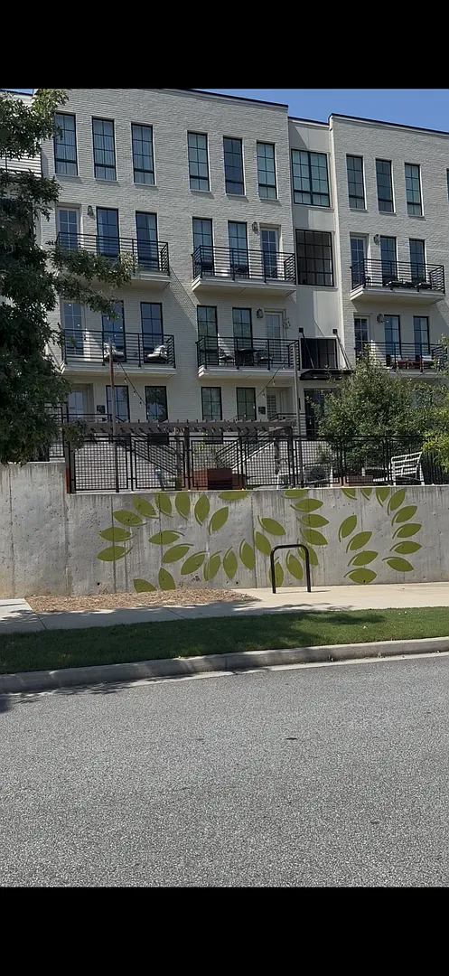 NEW Stack 2Bed/2Bath Townhome for Lease in West Midtown — Photo 1