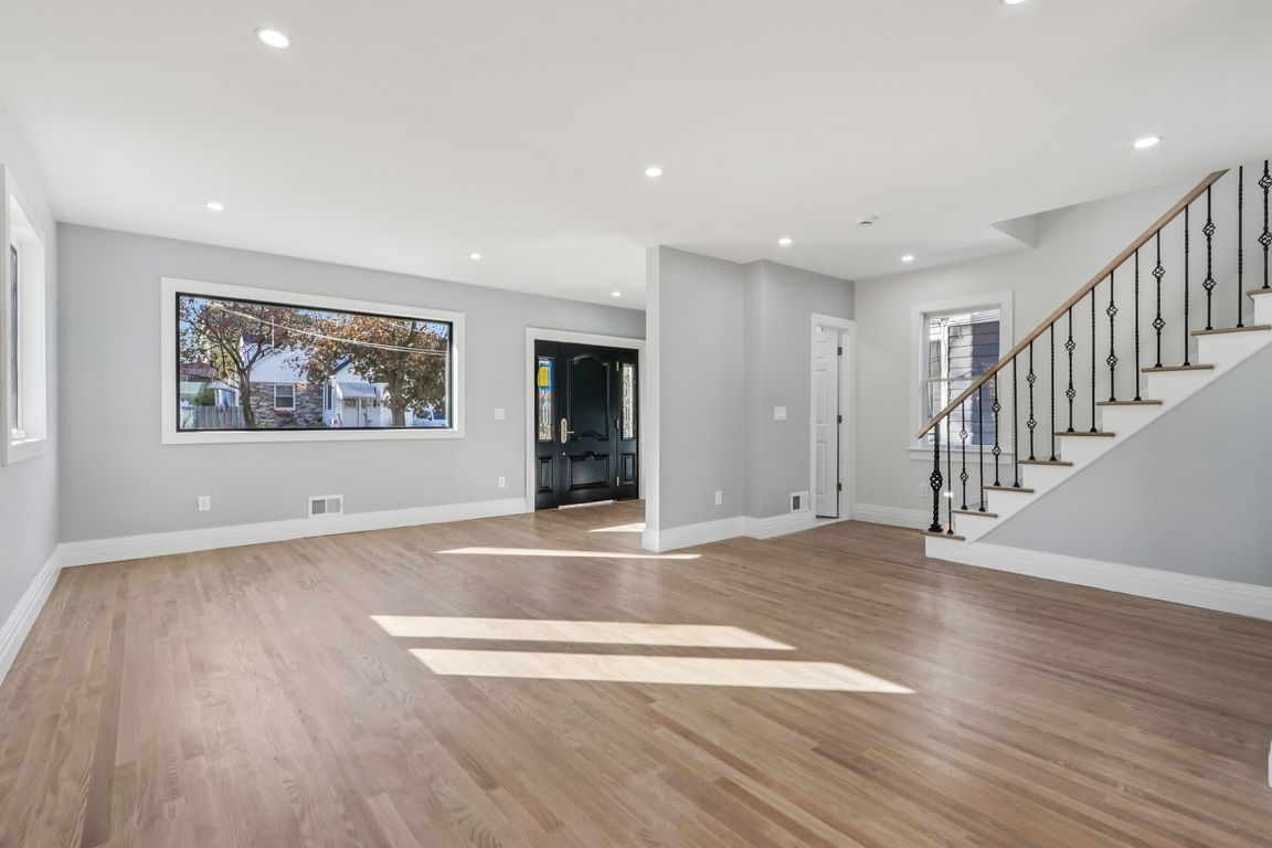 next background image