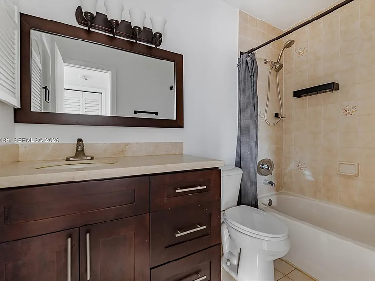 6768 SW 104th Ave — Photo 27