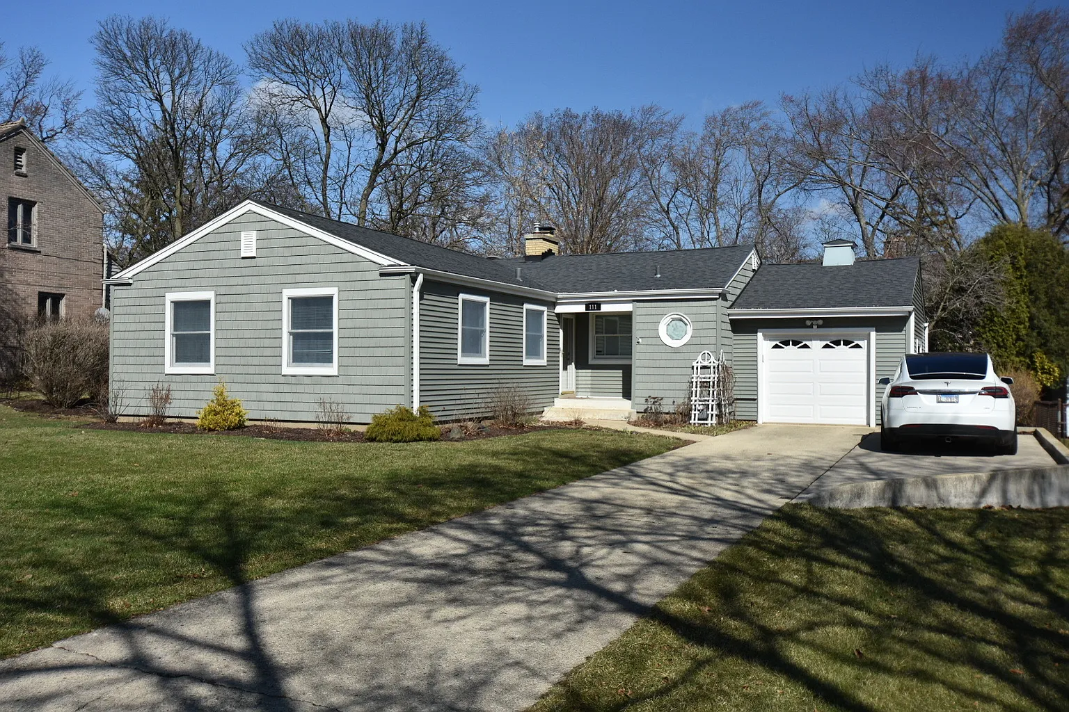 111 W Prairie Ave photo 1