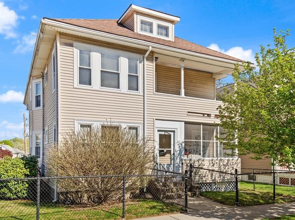 139-141 Edenfield Ave, Watertown, MA 02472