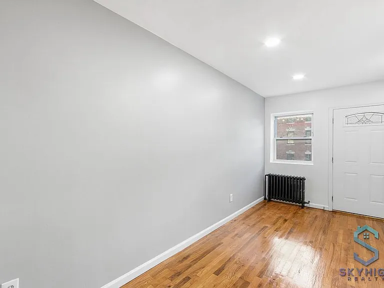65 Lewis Ave #3 — Photo 8