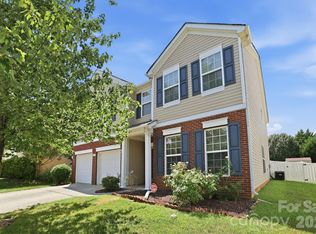 5214 Coffeeberry Ln, Charlotte, NC 28227