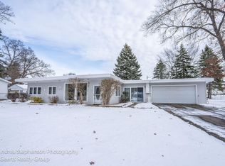 3760 Groveland Ave SW, Wyoming, MI 49519