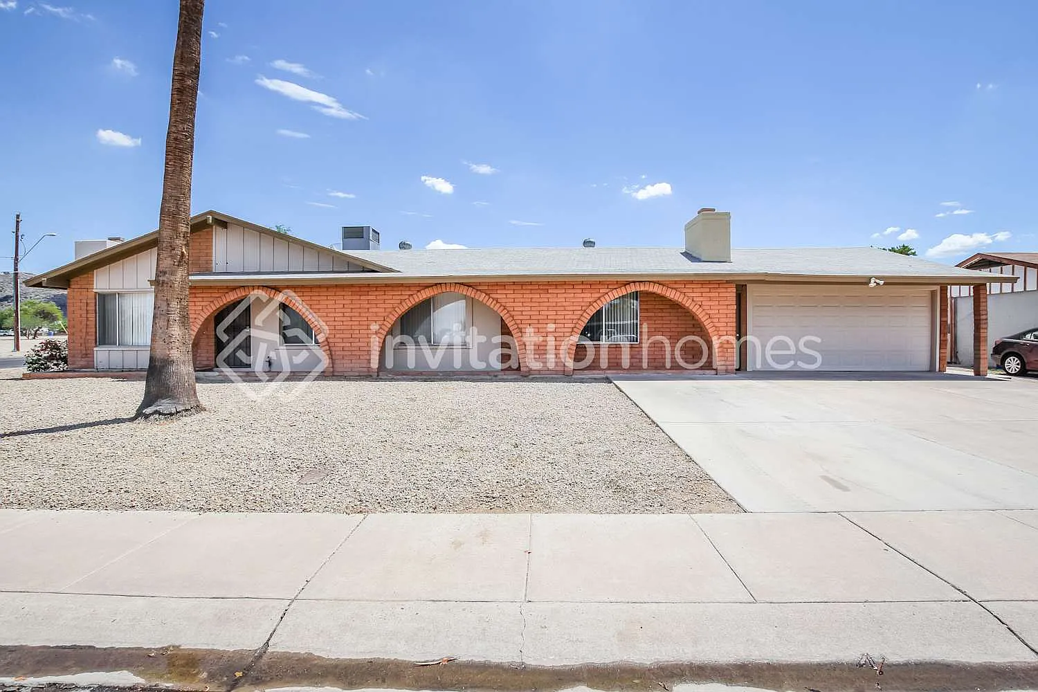 1143 E Caldwell St Phoenix, AZ 85042 — Photo 1
