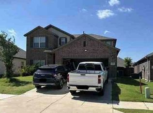 9020 Flying Eagle Ln, Fort Worth, TX 76131